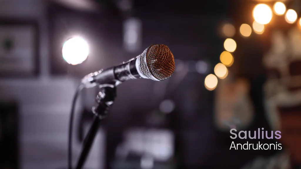 Kodėl visi eina į stand-up? Apie komedijos bumą Lietuvoje